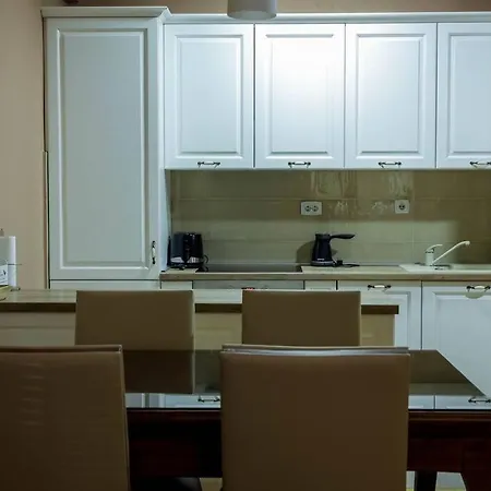 Ideal For Families Couples